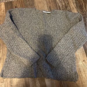Women’s grey sweater. Size: Large, 14-16
